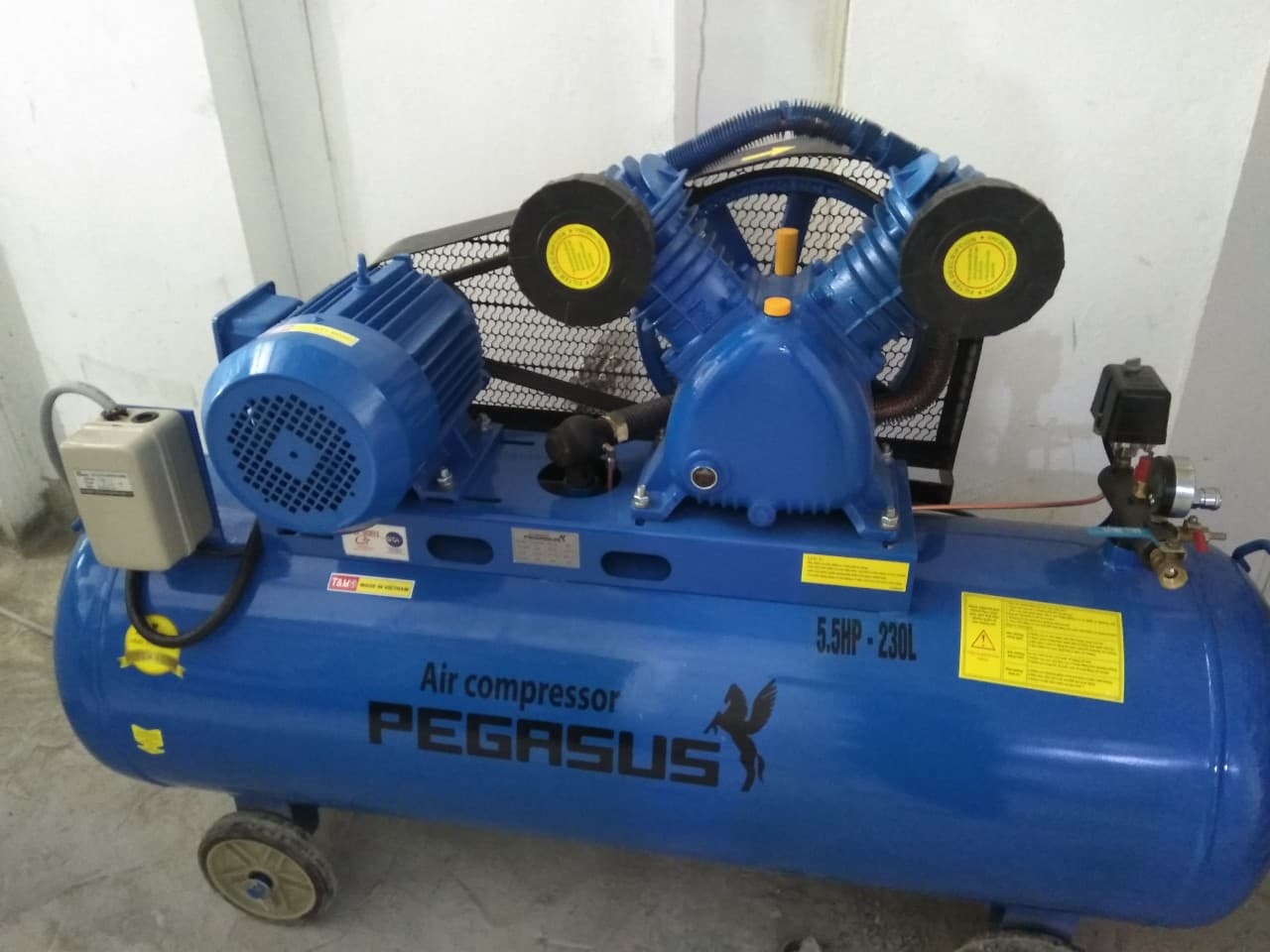 hinh-anh-may-nen-khi-tm-v-0.6/8-230l